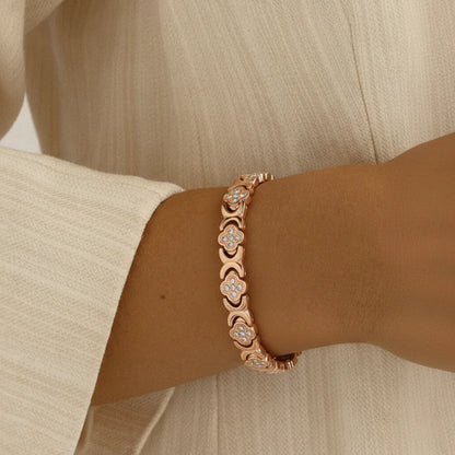 Bracelet Magnétique Élégant – L’alliance parfaite entre style et finesse