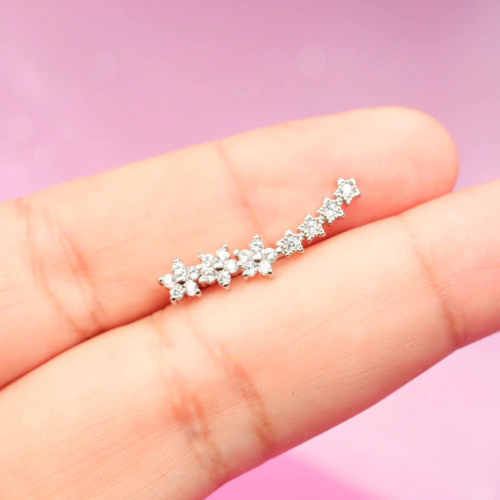 Boucles d’Oreilles Florales Femme – Style Moderne et Raffiné