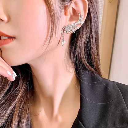 Paire de Boucles d’oreille aile en strass – Argent