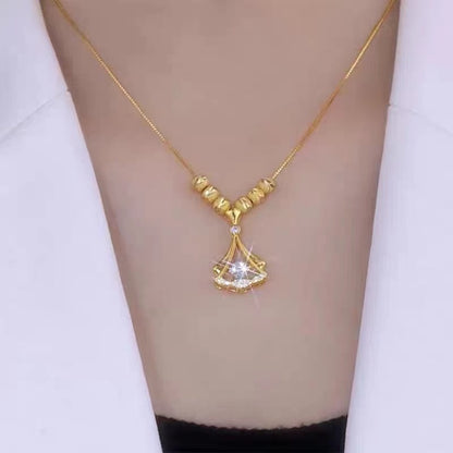 Collier Féminin Élégant – Symbole de Bonheur 💎